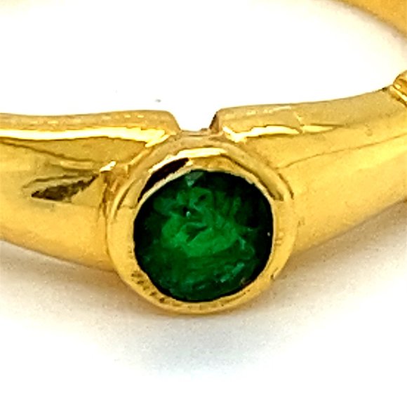 Emerald .40ct Solid 18K Yellow Gold Ring - Picture 8 of 8